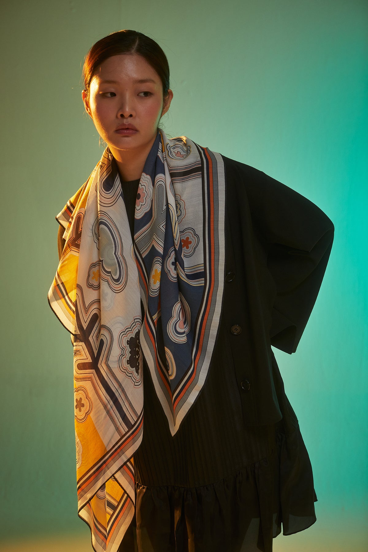 Line Embroidery 110 - Navy