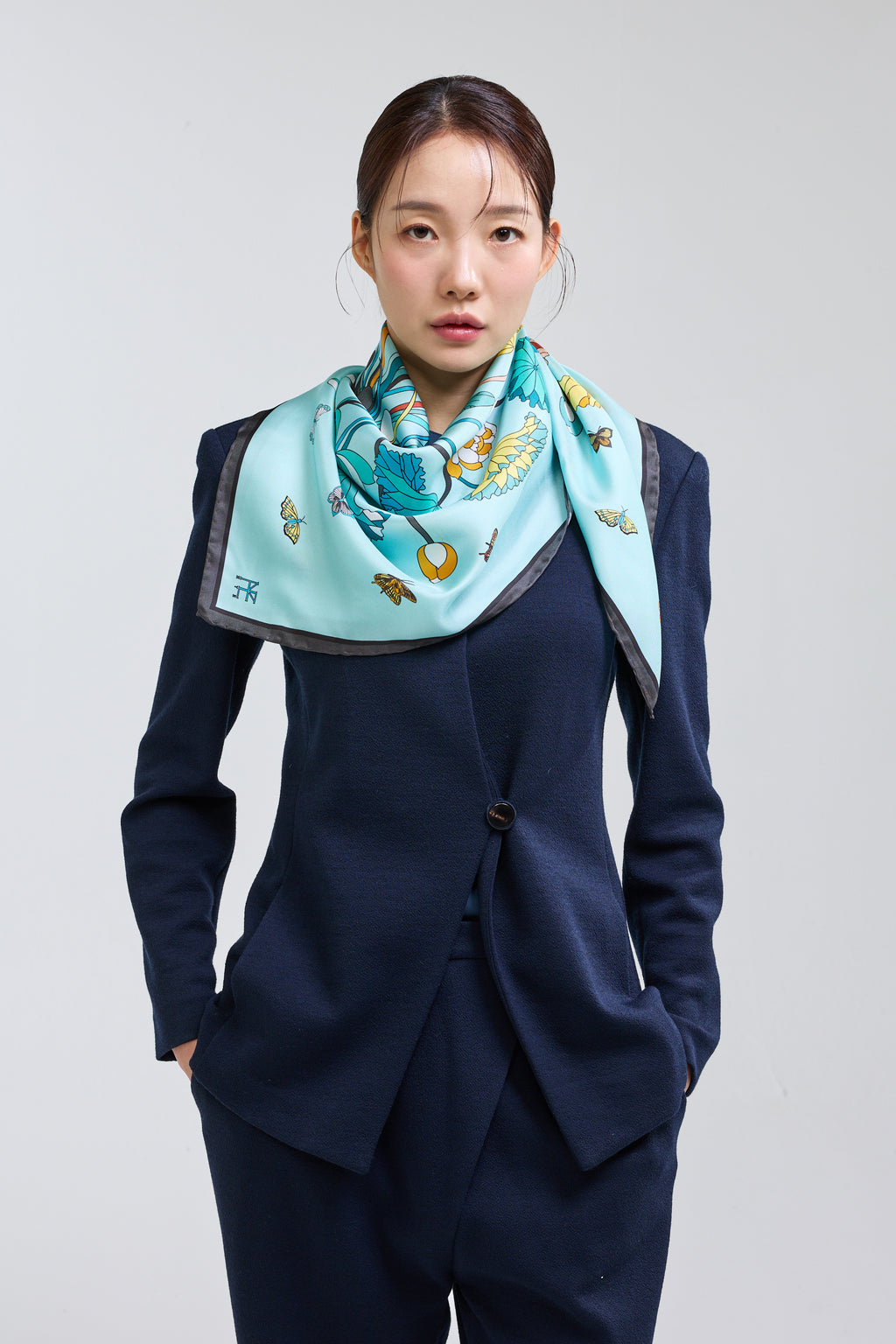 Lotus Pattern and Butterfly 90 - Mint