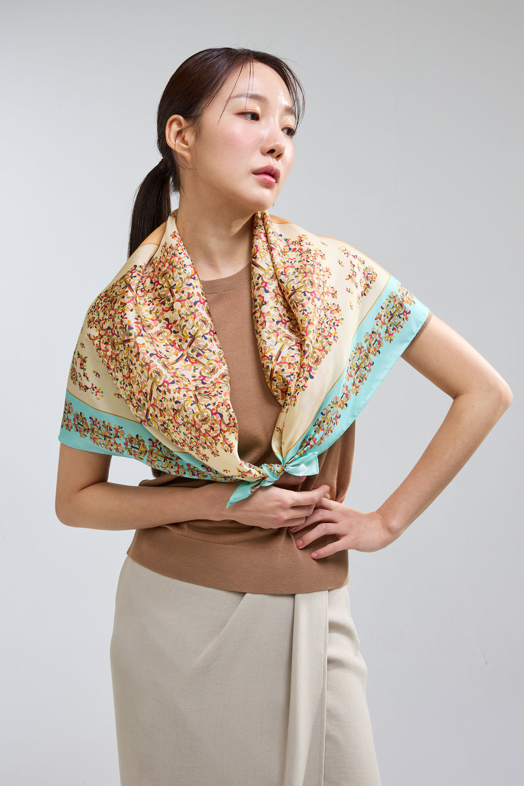 Flower Garden in Chosun Dynasty 90 - Beige