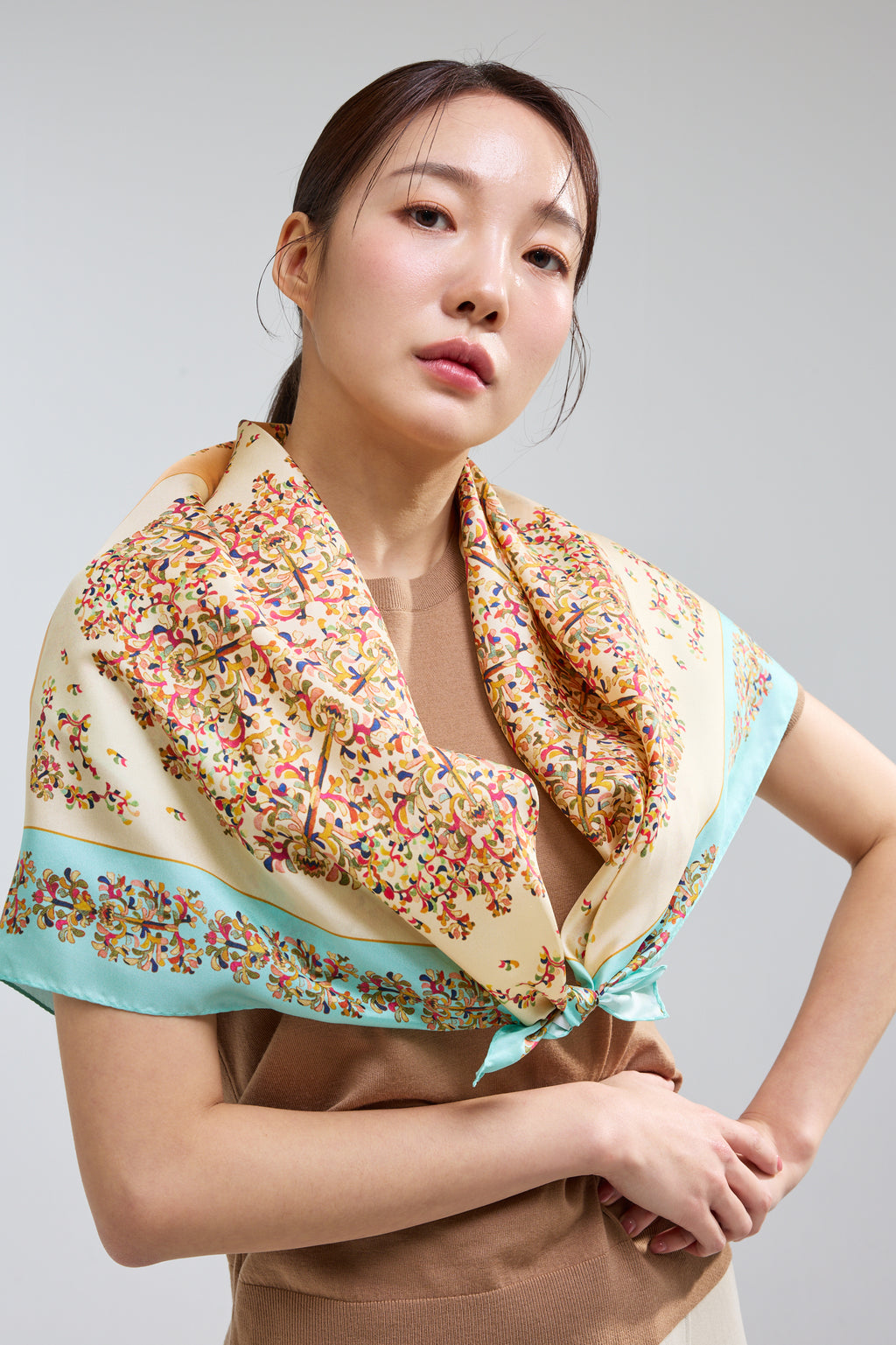 Flower Garden in Chosun Dynasty 90 - Beige