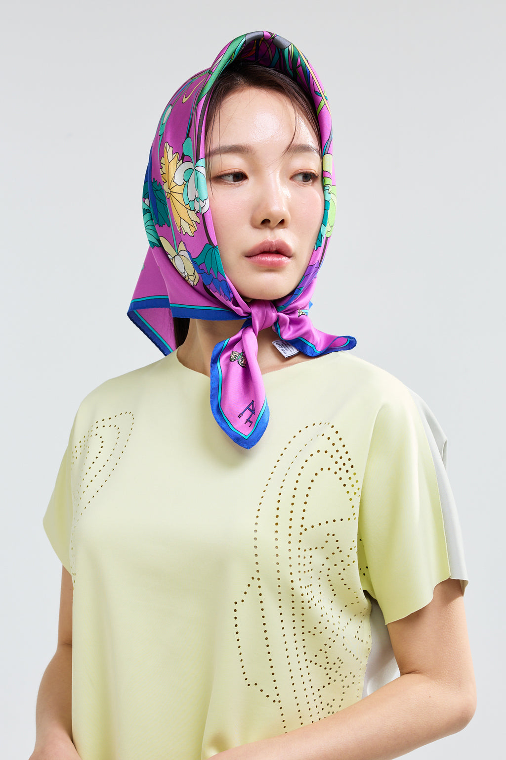 Lotus Pattern and Butterfly 70 - Pink