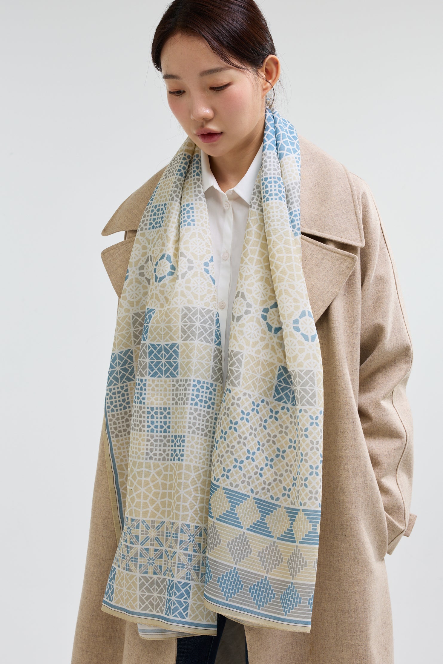 격자문 믹스 롱스카프 베이지