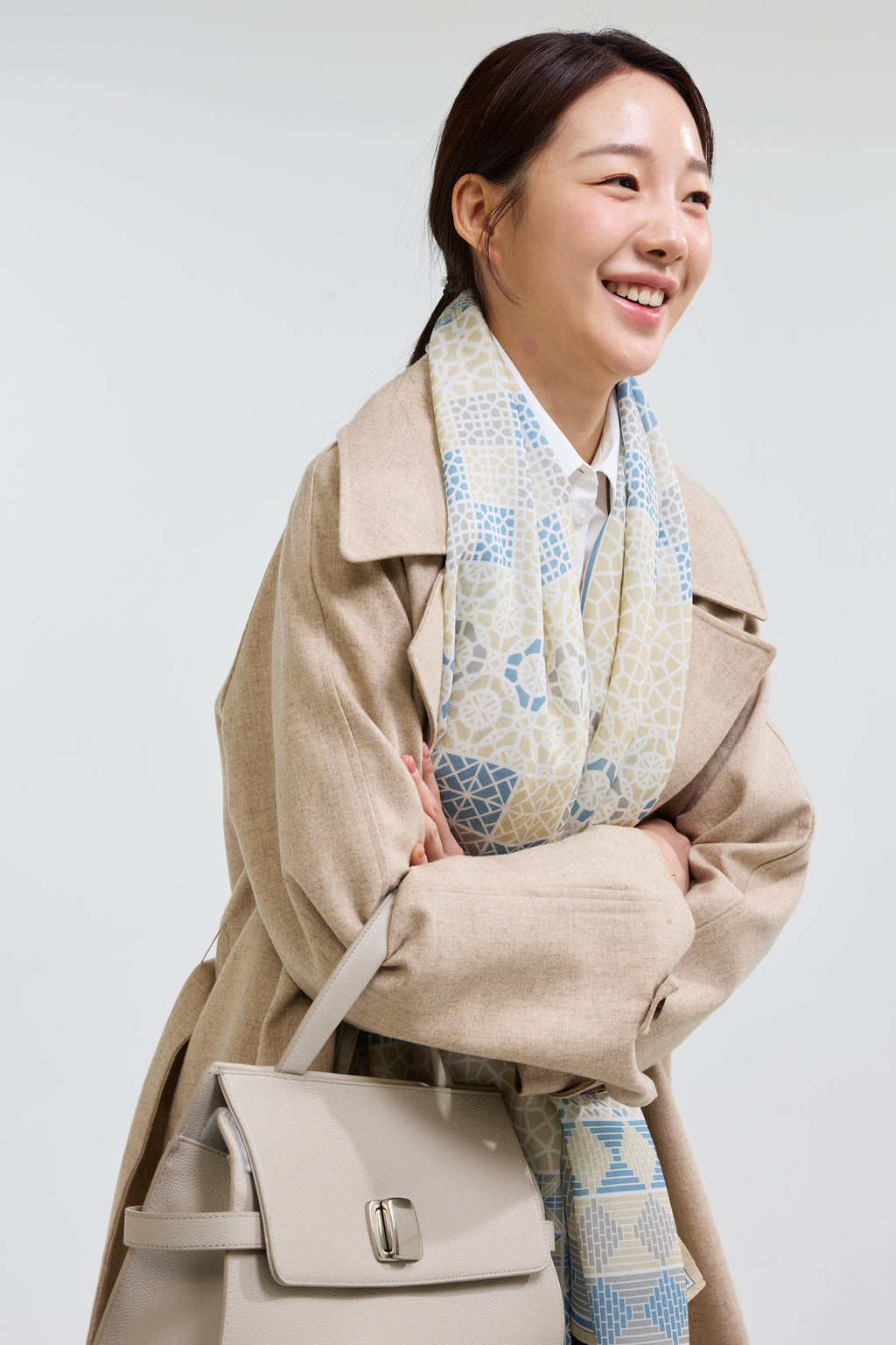 격자문 믹스 롱스카프 베이지