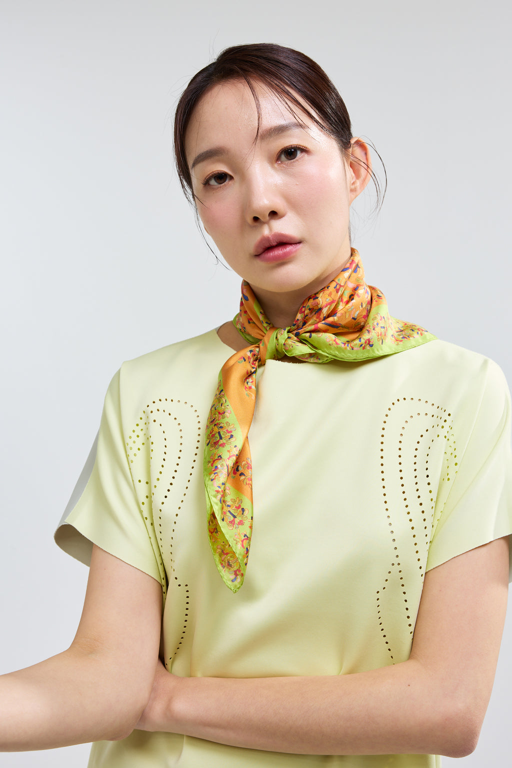 Flower Garden in Chosun Dynasty - Yellow