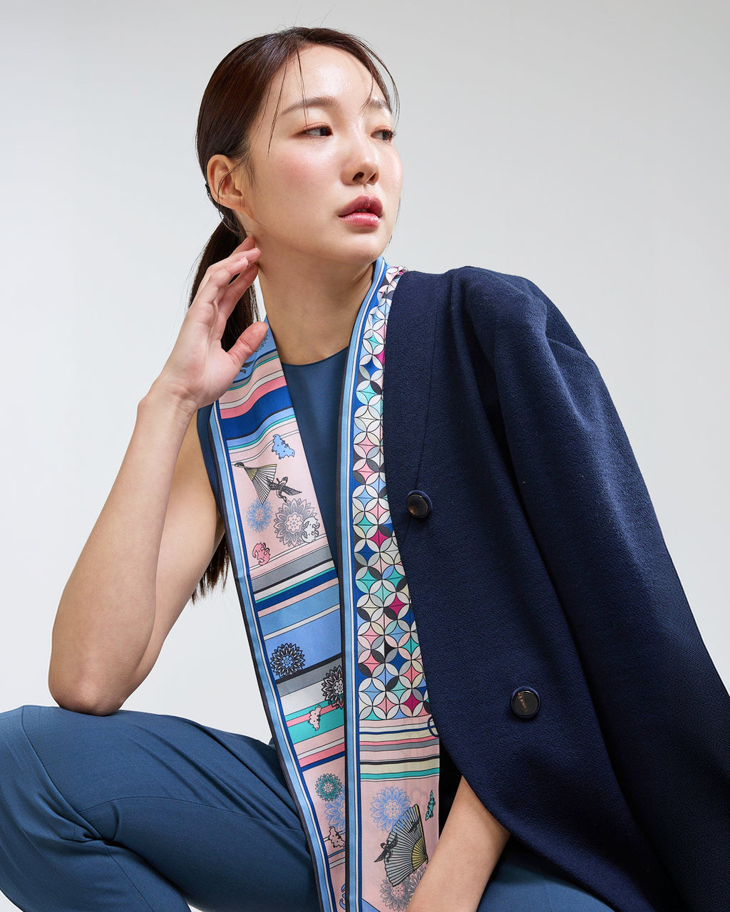 화조문 블루