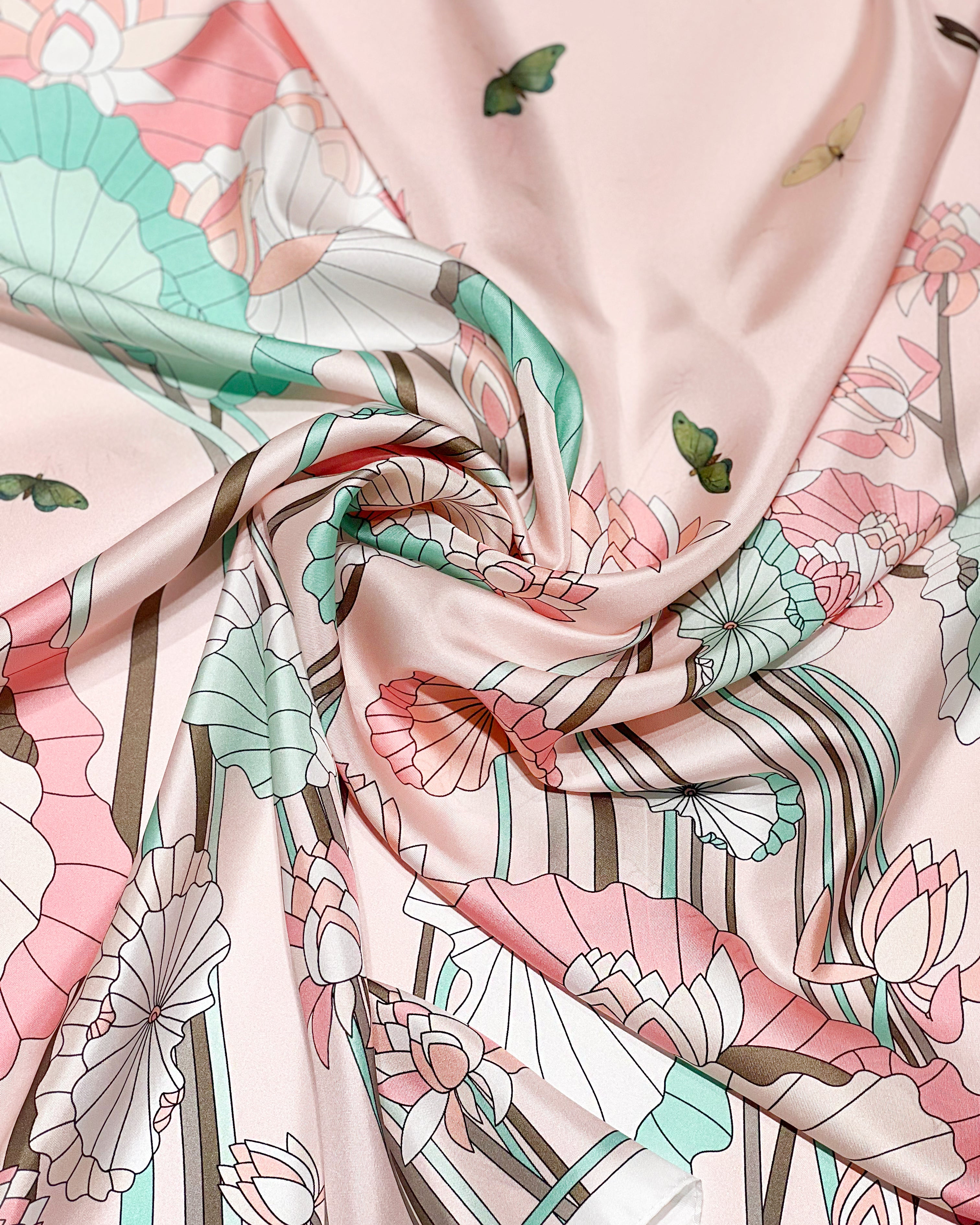 Lotus Pattern Tree 90 Pink