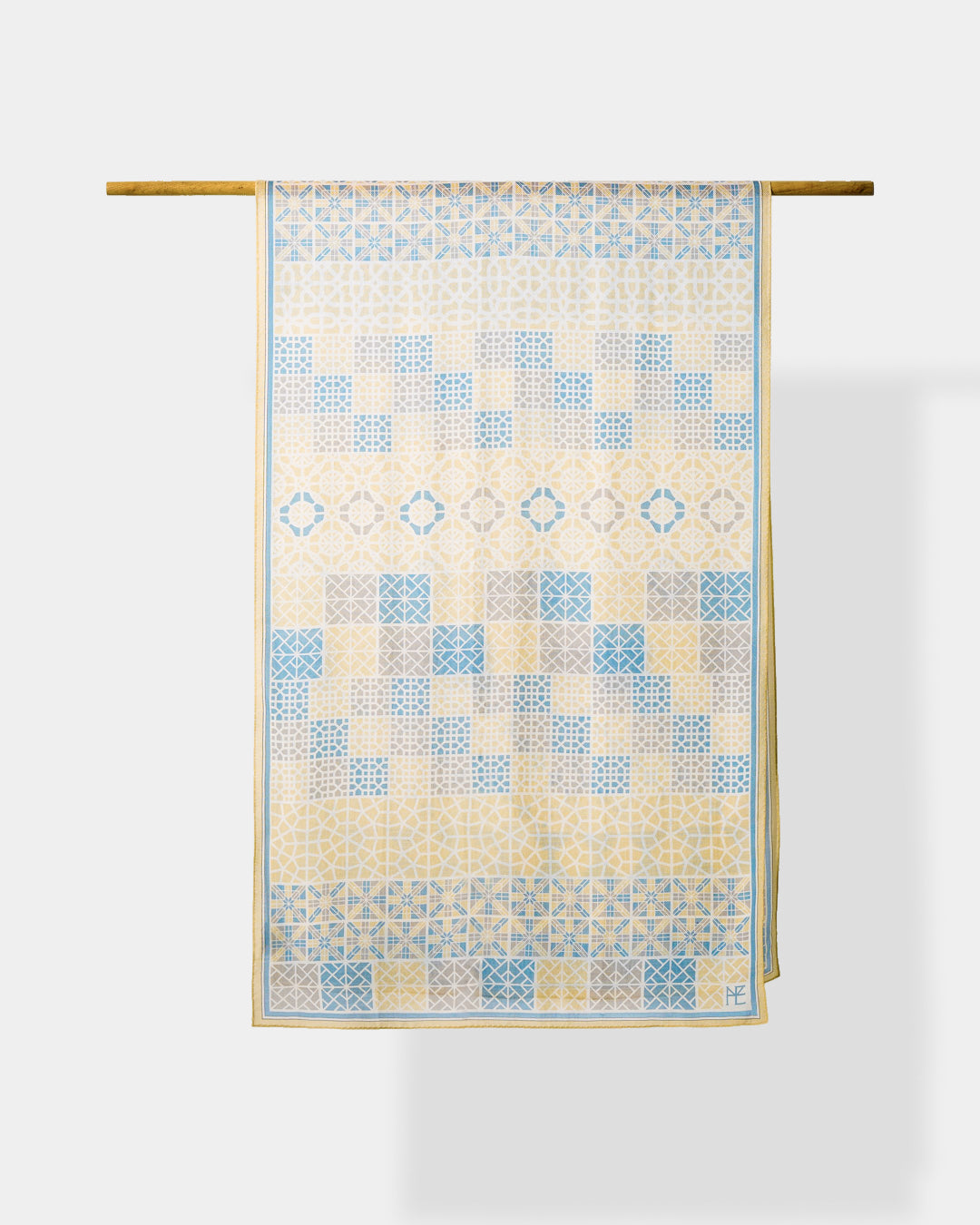 Geometric Lattice Mix Beige