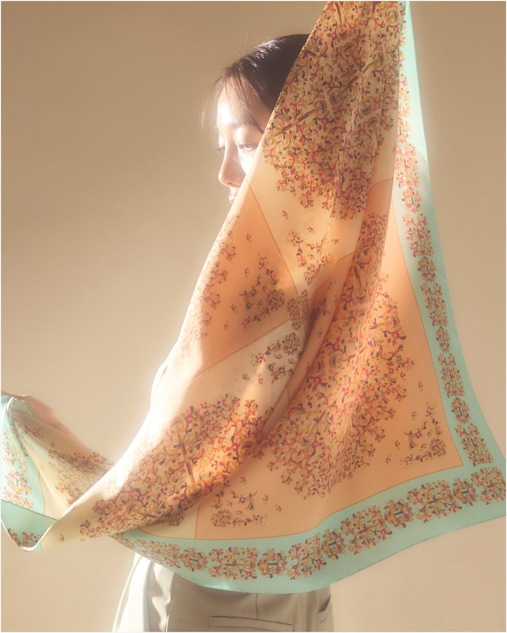 Flower Garden in Chosun Dynasty 90 Beige