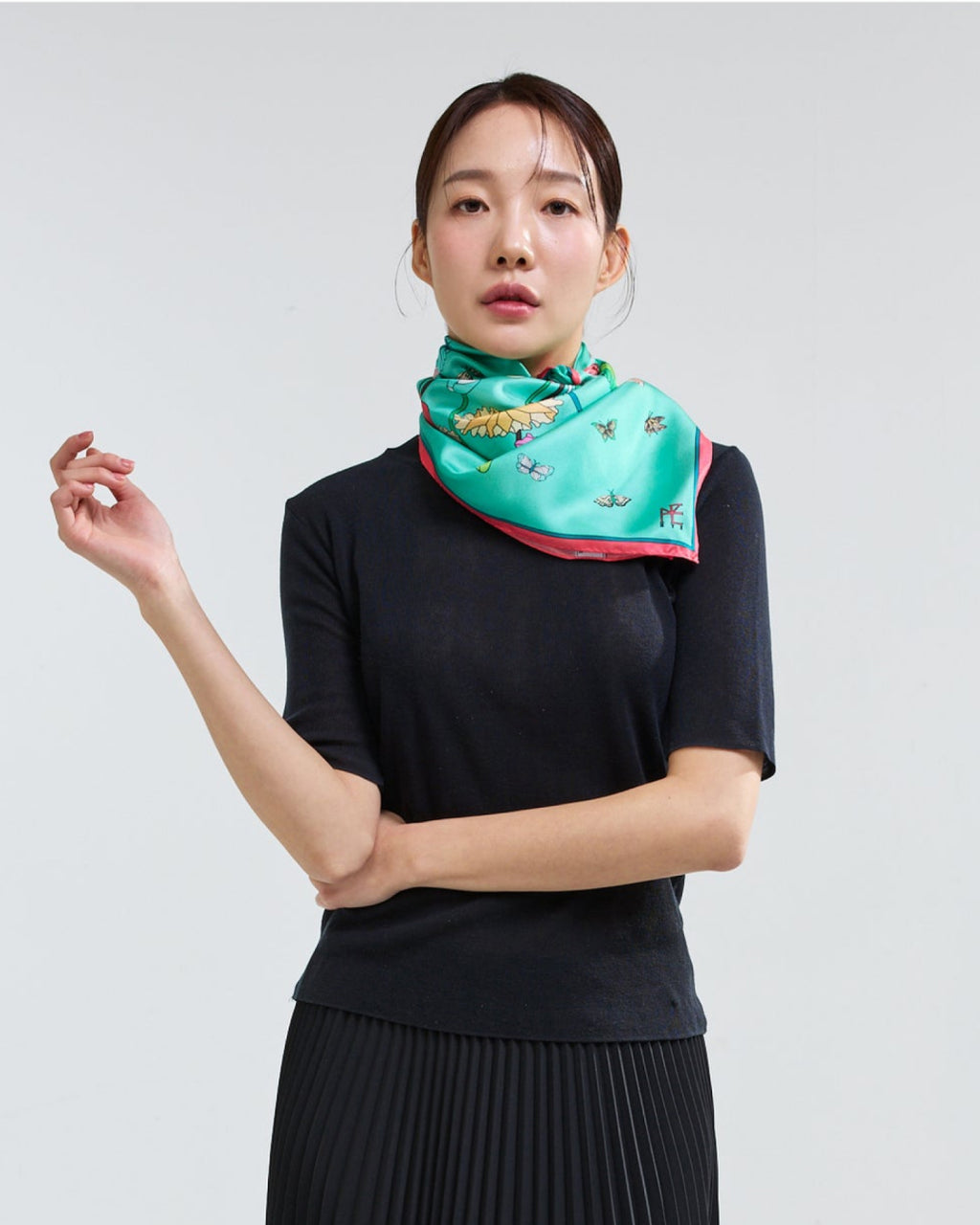 연화문과 나비 70 그린
