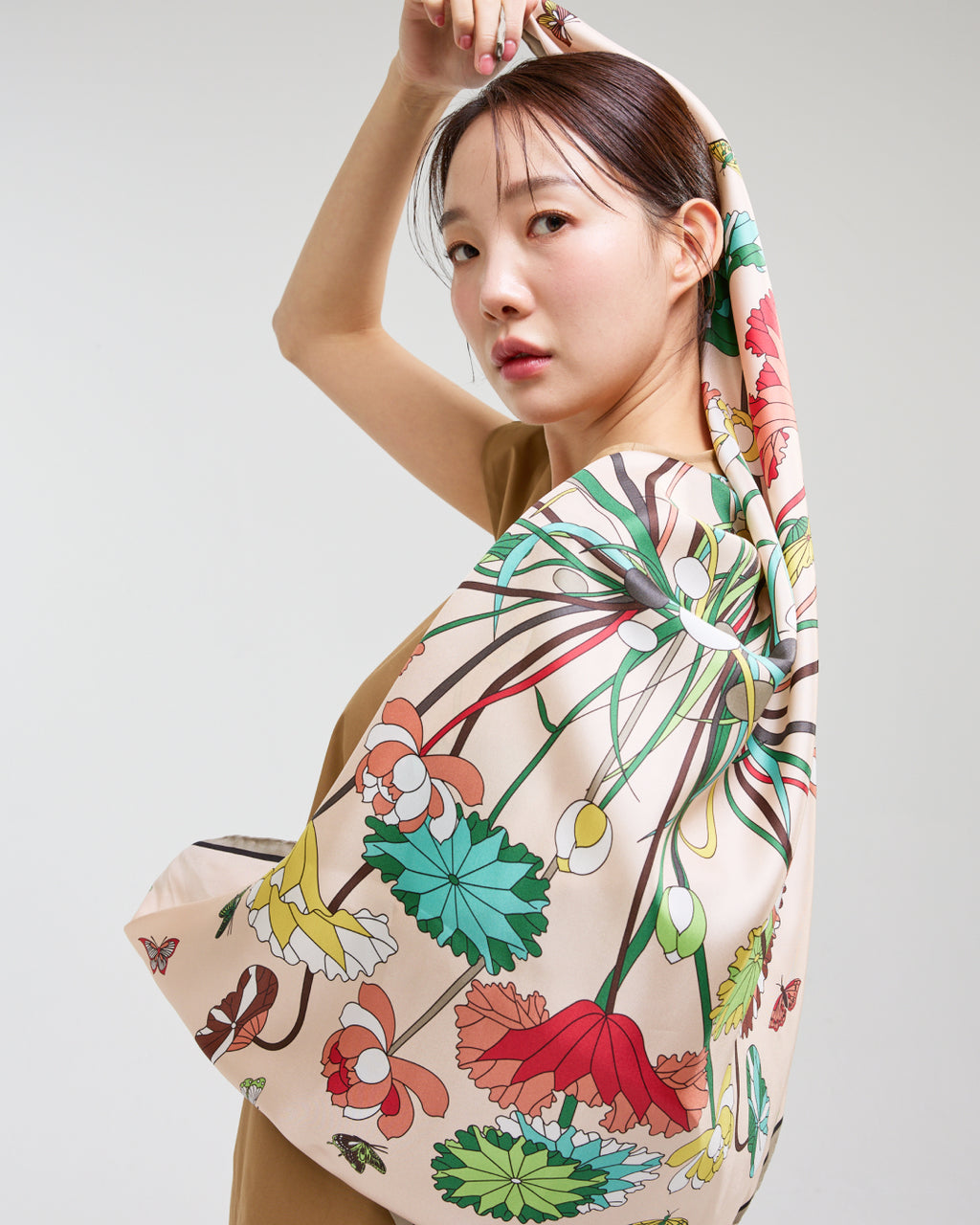 연화문과 나비 90 핑크 베이지