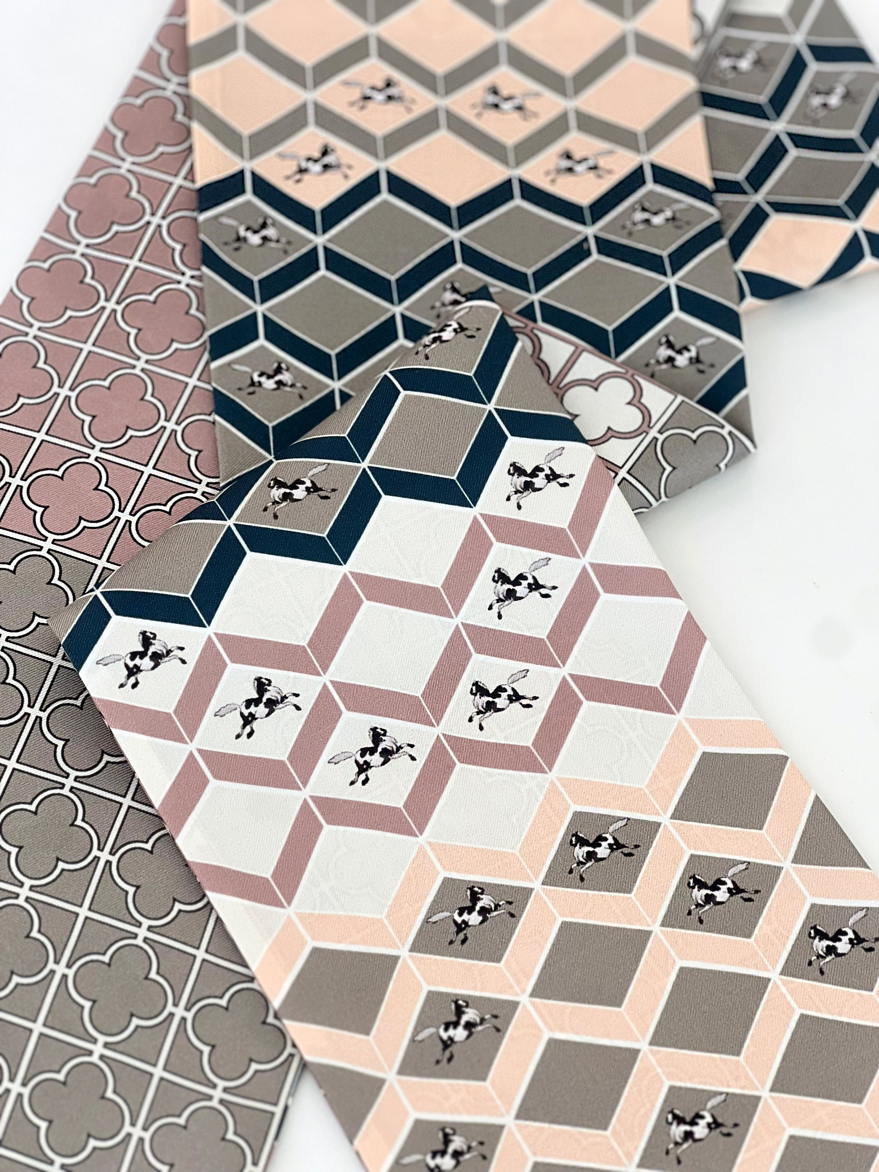 Horses and Latticework Pink Gray