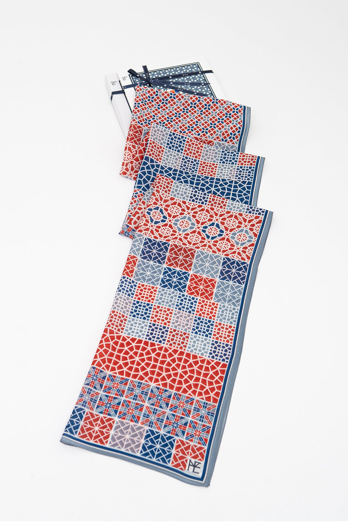 Lattice Door Pattern Mix - Red