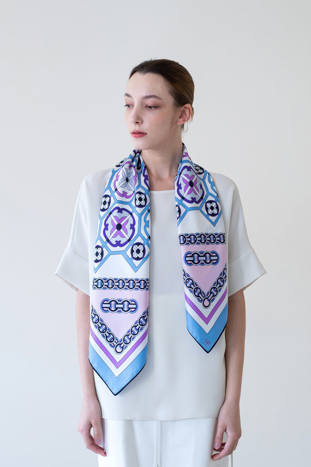 Cintamani Pattern 90 - Blue