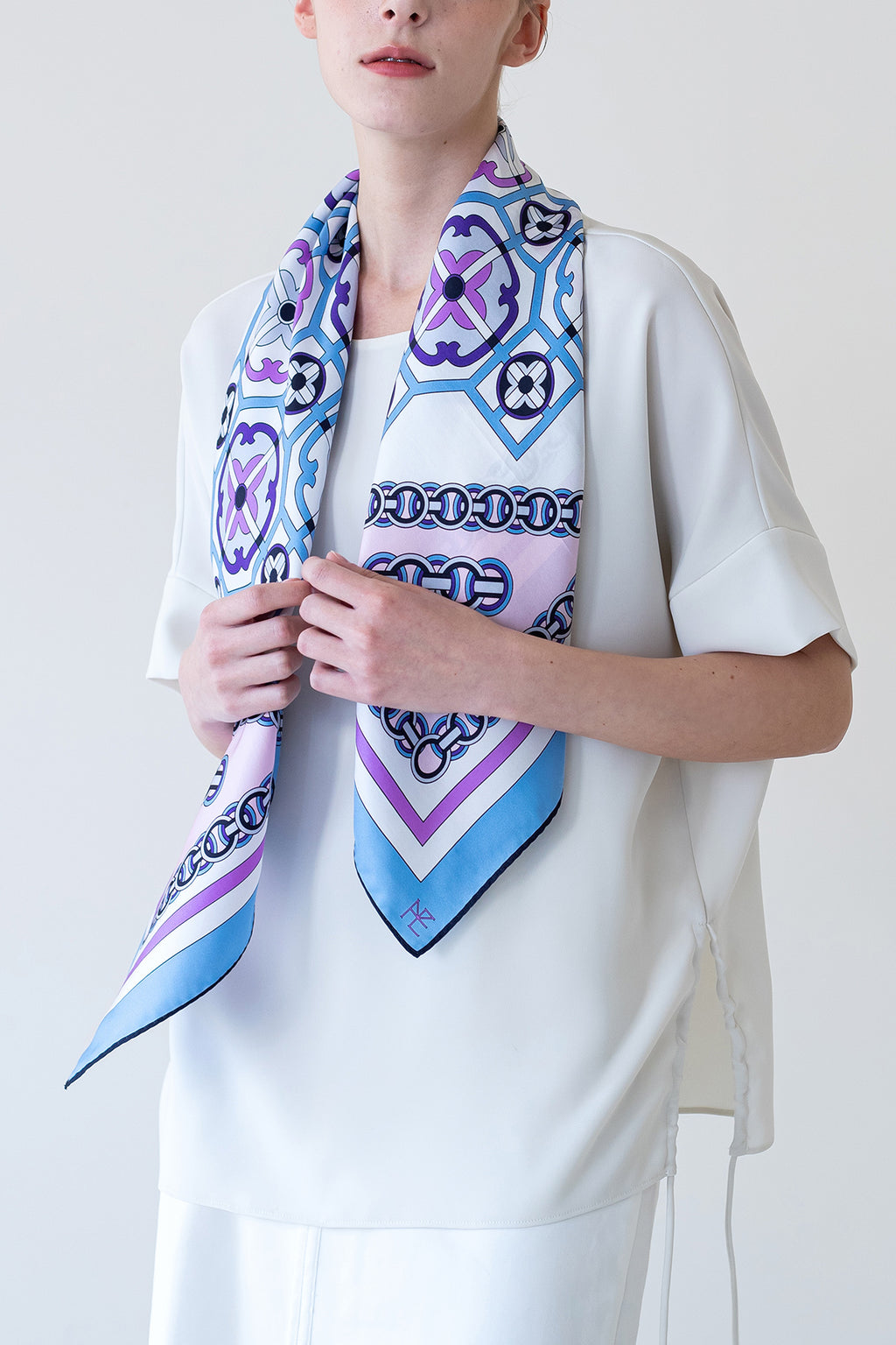 Cintamani Pattern 90 - Blue