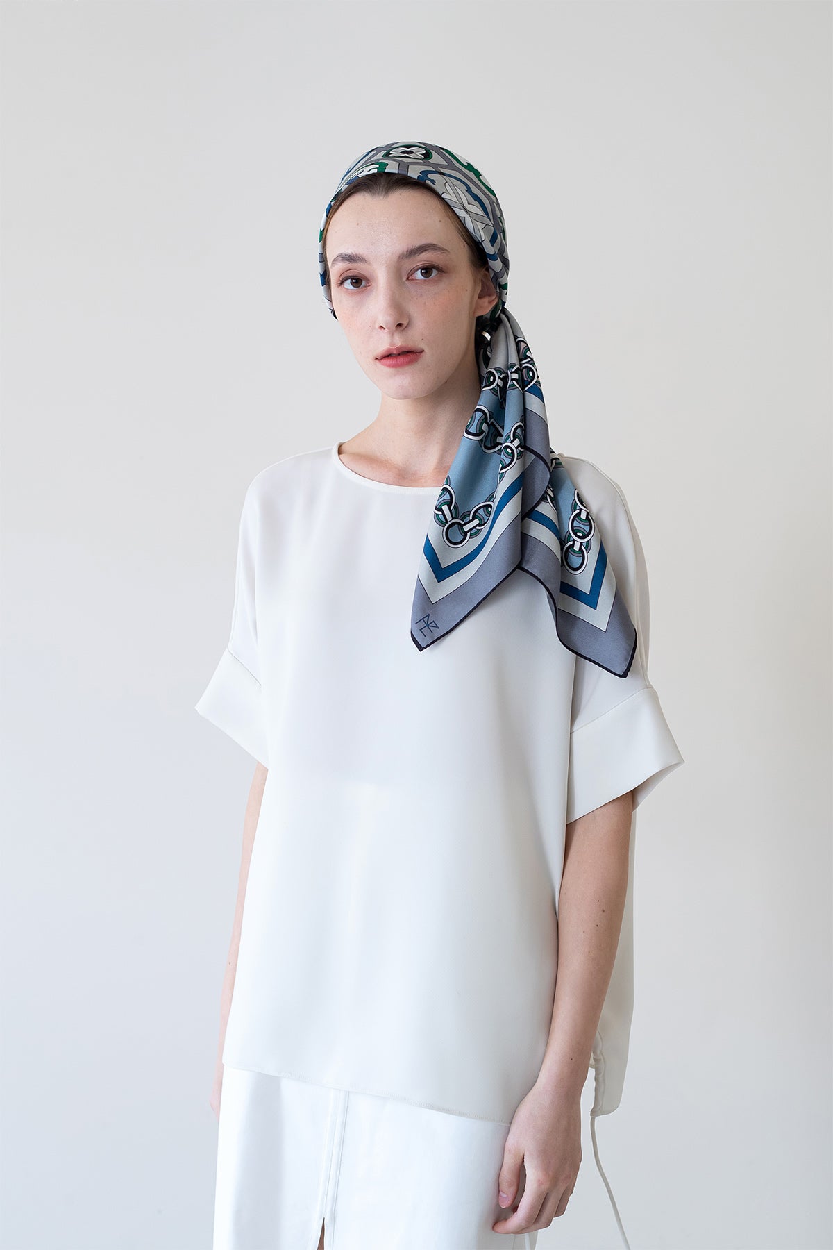 Cintamani Pattern 90 - Gray