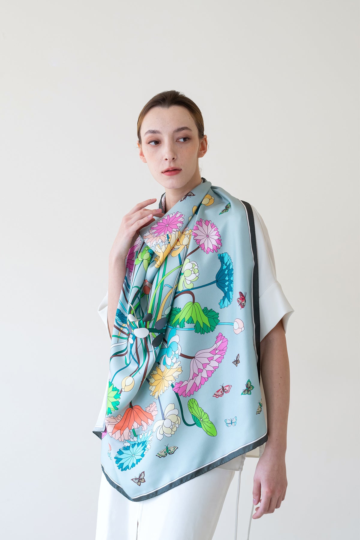 Lotus Pattern and Butterfly  90 - Gray