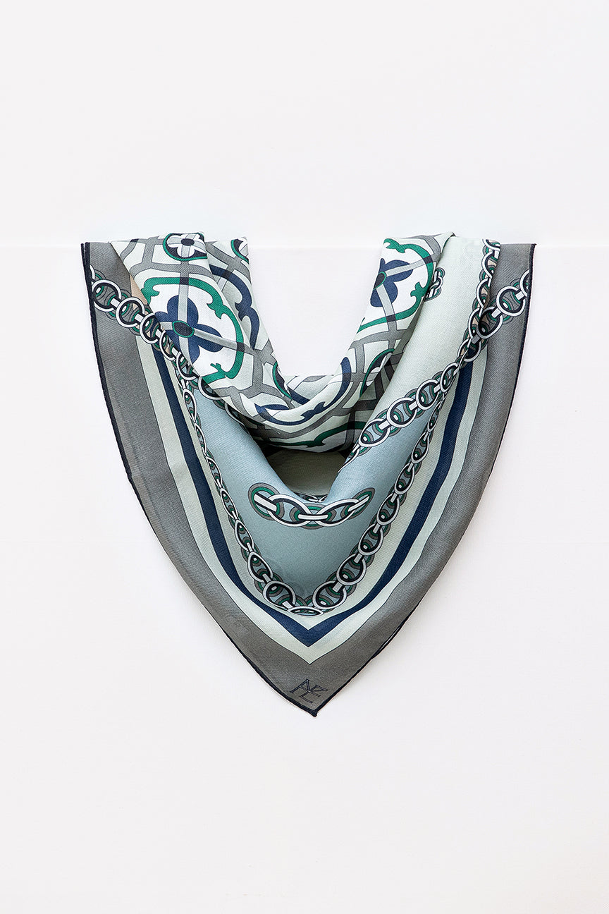 Cintamani pattern 110 - Gray